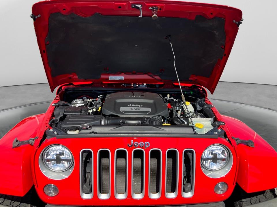 Used 2016 Jeep Wrangler Unlimited SUV