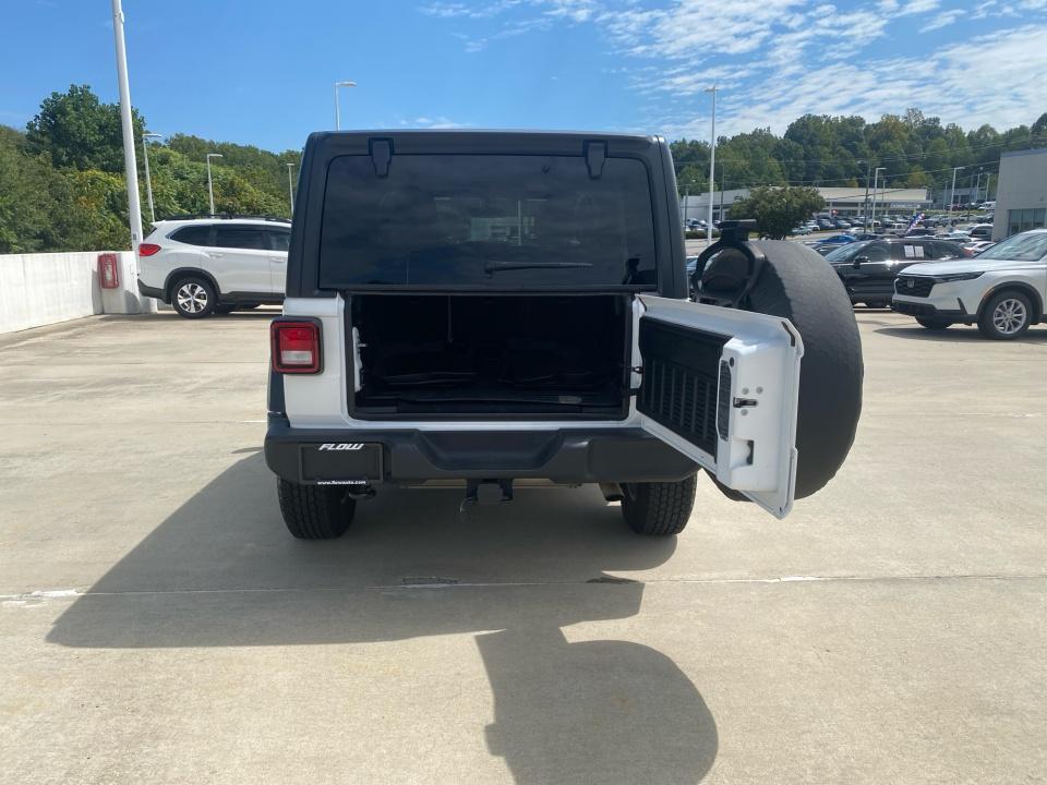 Used 2018 Jeep Wrangler Unlimited SUV
