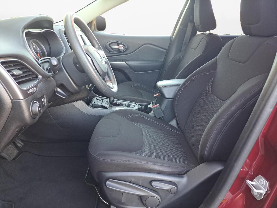 Used 2019 Jeep Cherokee SUV