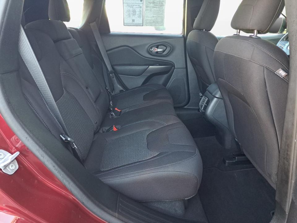 Used 2019 Jeep Cherokee SUV