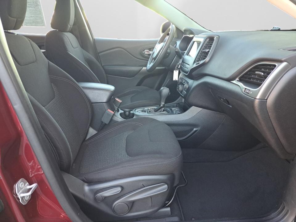 Used 2019 Jeep Cherokee SUV