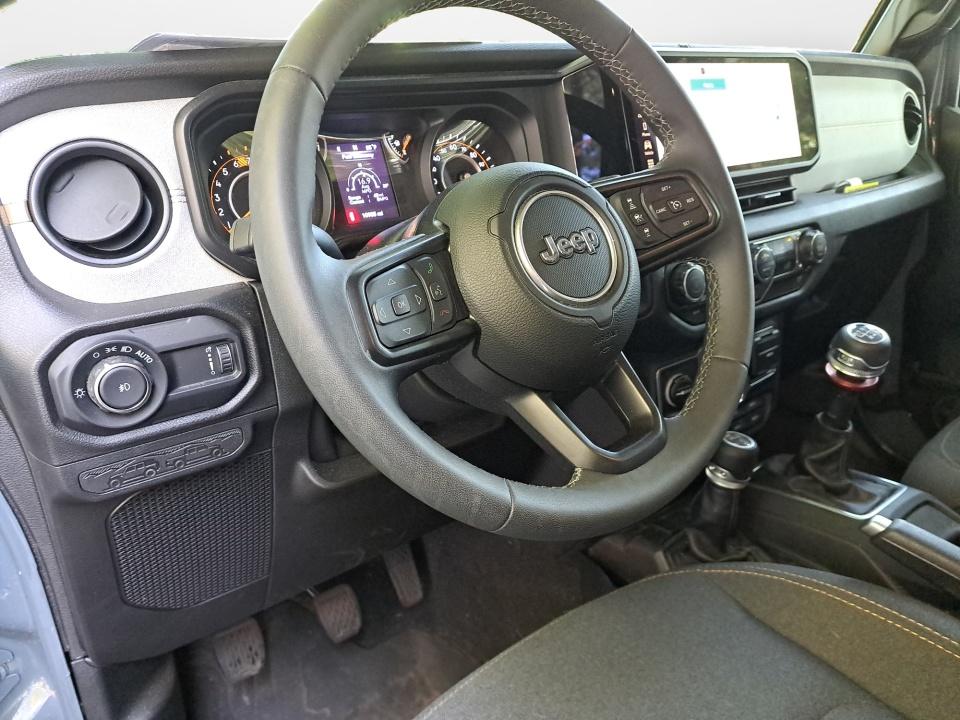 Used 2025 Jeep Wrangler SUV