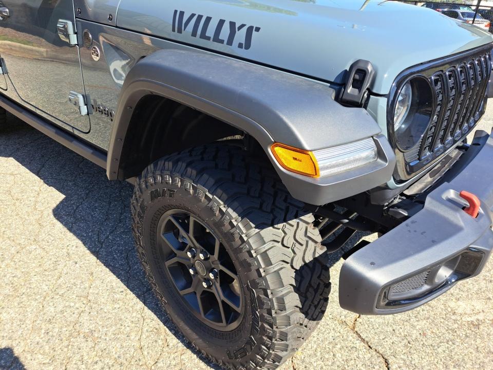 Used 2025 Jeep Wrangler SUV