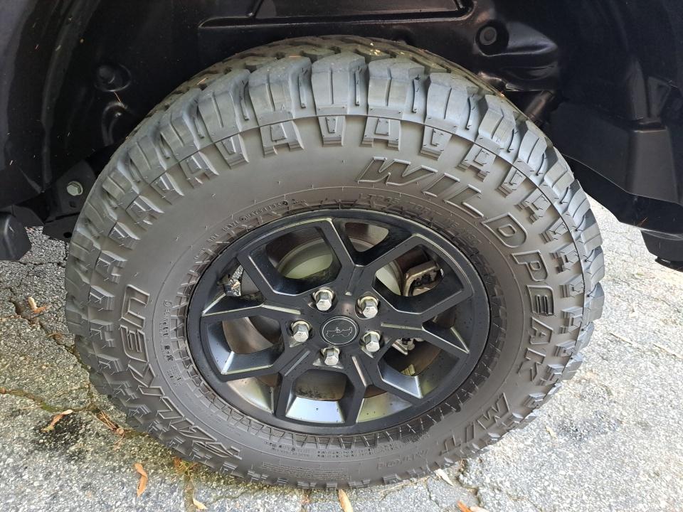 Used 2025 Jeep Wrangler SUV