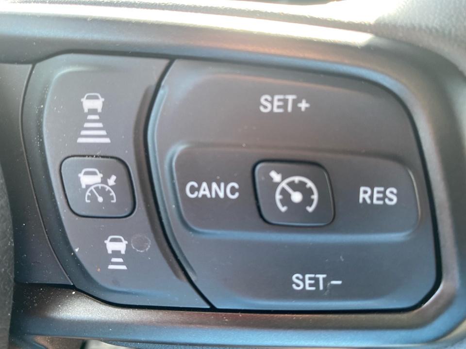 Used 2024 Jeep Wrangler SUV