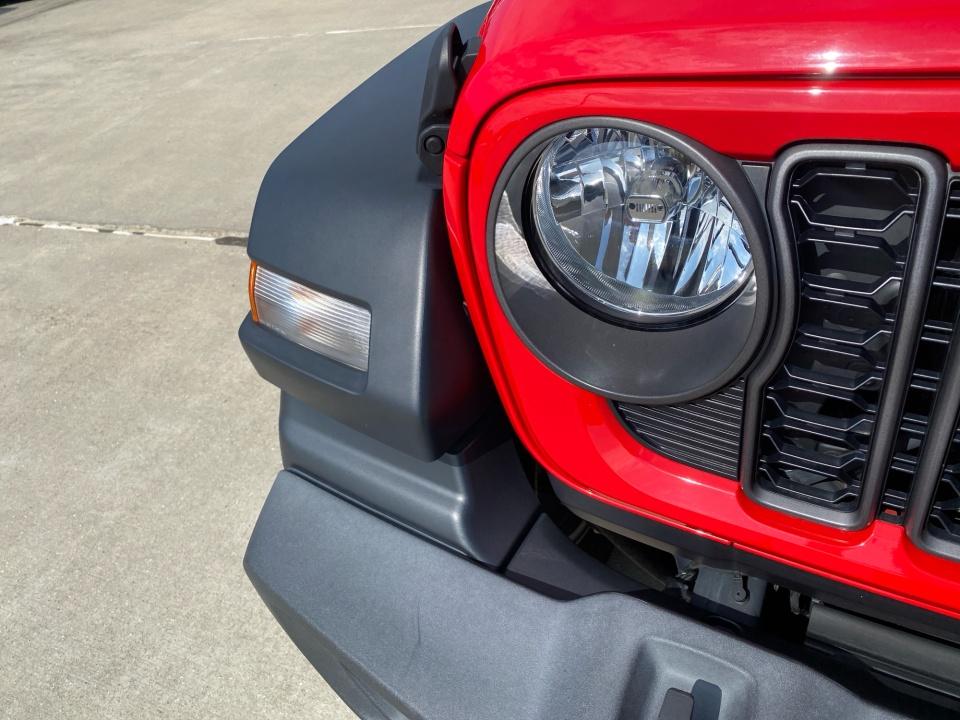 Used 2024 Jeep Wrangler SUV