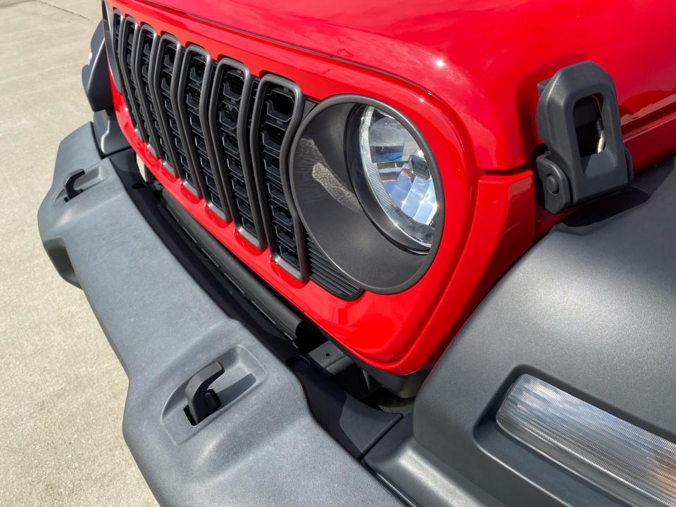 Used 2024 Jeep Wrangler SUV