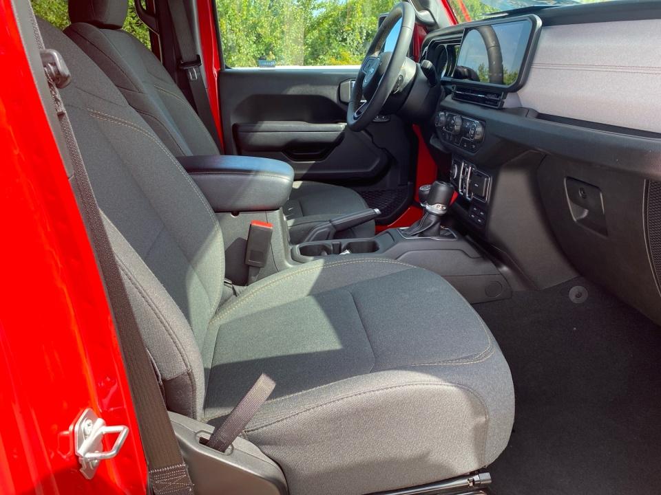 Used 2024 Jeep Wrangler SUV