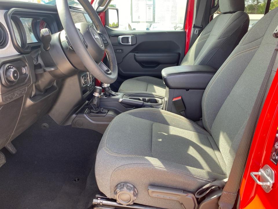 Used 2024 Jeep Wrangler SUV