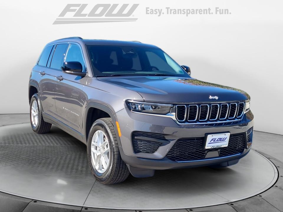 2025 Jeep Grand Cherokee Laredo's photo