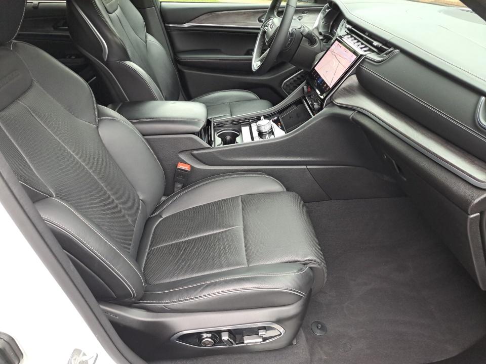 Used 2023 Jeep Grand Cherokee SUV
