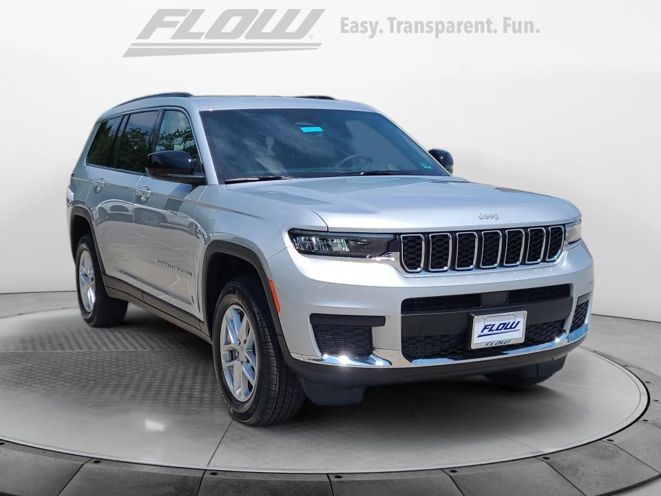 2025 Jeep Grand Cherokee L Laredo's photo