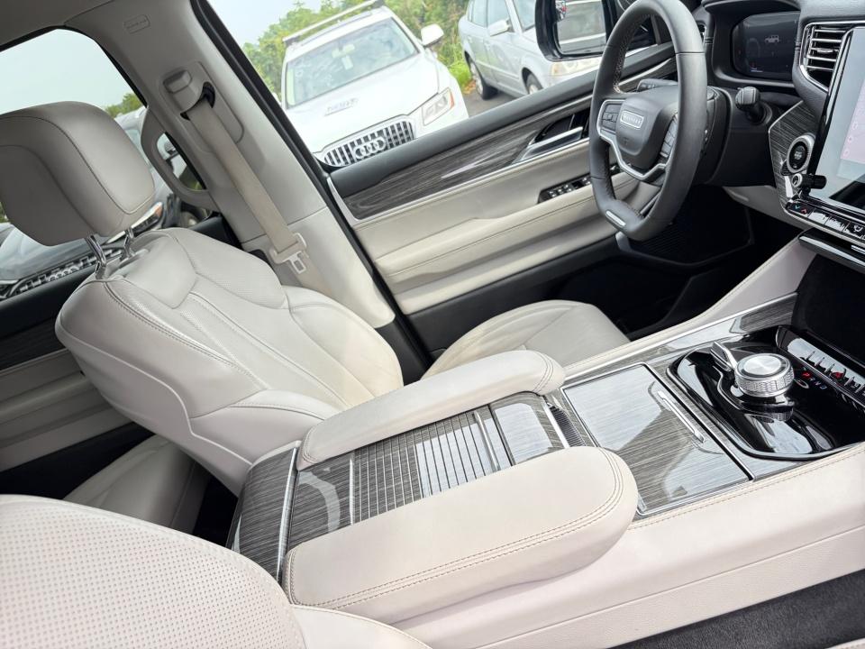 Used 2022 Jeep Wagoneer SUV