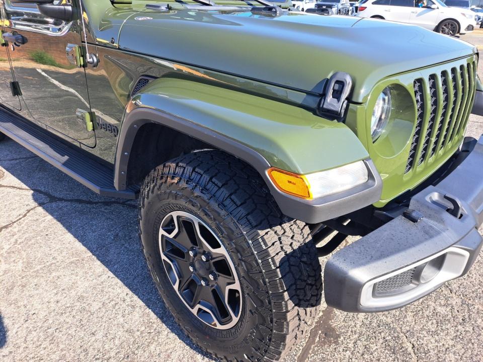 Used 2023 Jeep Gladiator Truck