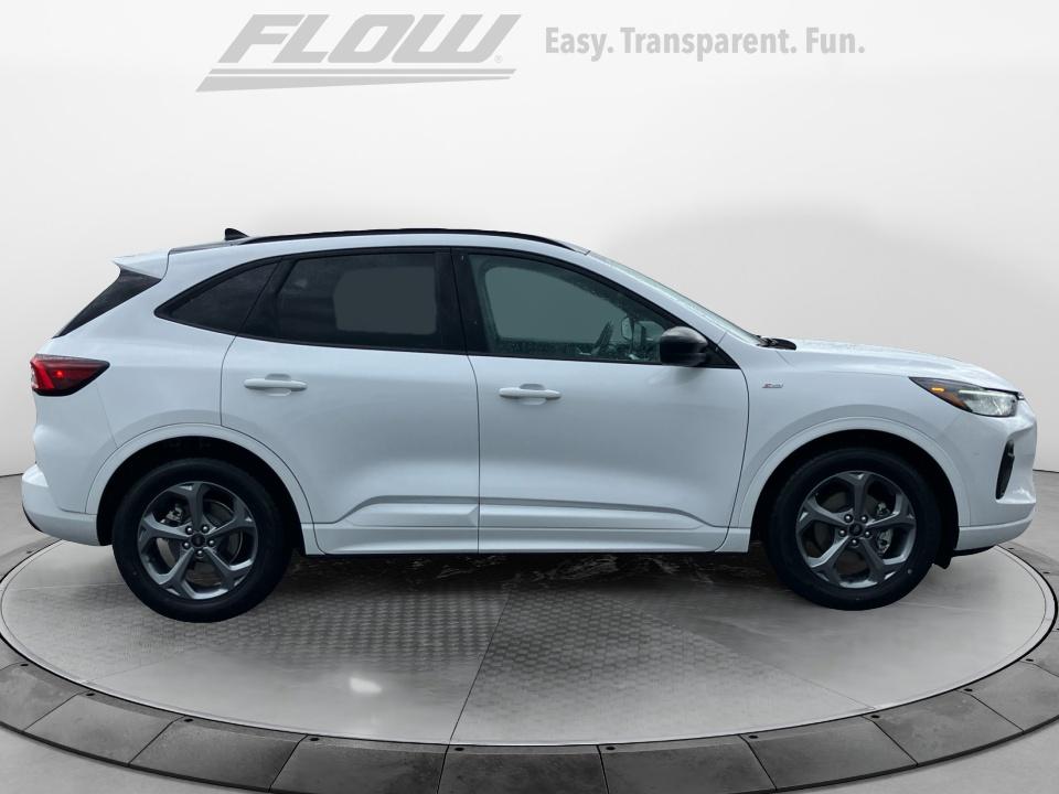 Used 2023 Ford Escape SUV