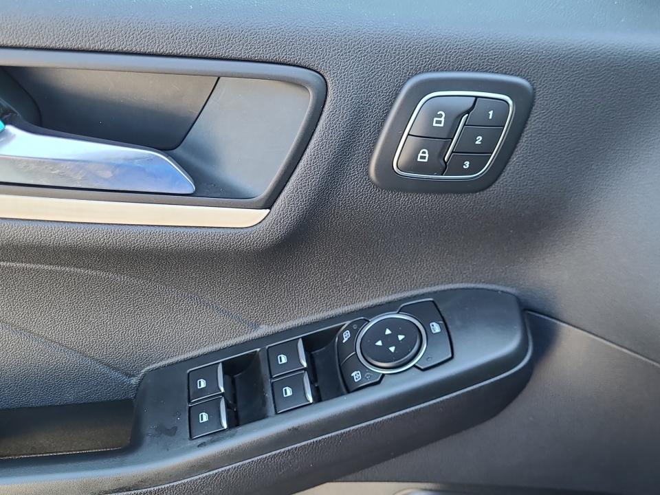 Used 2022 Ford Escape SUV