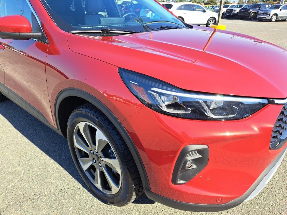 Used 2024 Ford Escape SUV