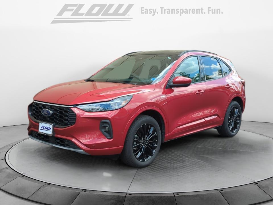 Used 2024 Ford Escape SUV