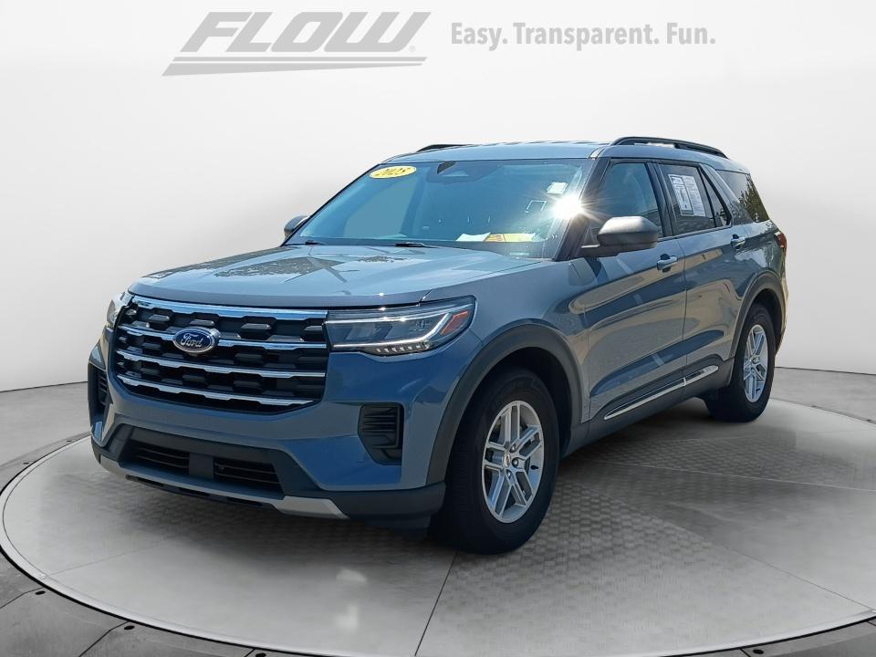 Used 2025 Ford Explorer SUV