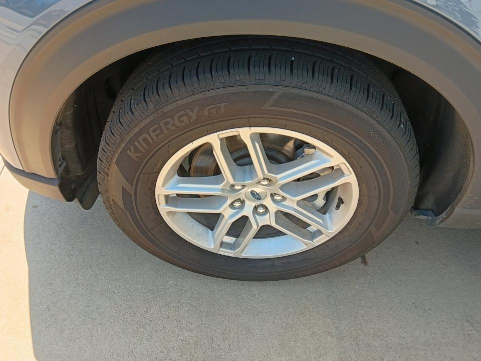 Used 2025 Ford Explorer SUV