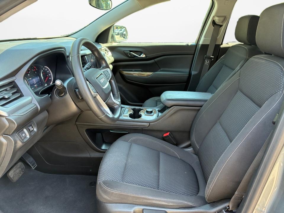 Used 2023 GMC Acadia SUV