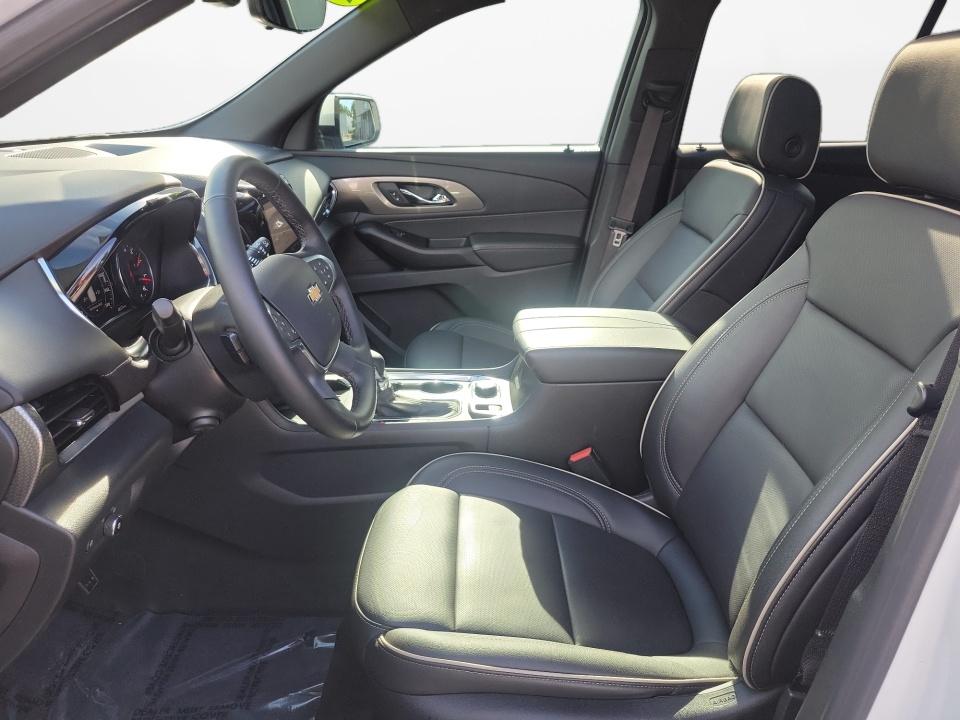Used 2023 Chevrolet Traverse SUV