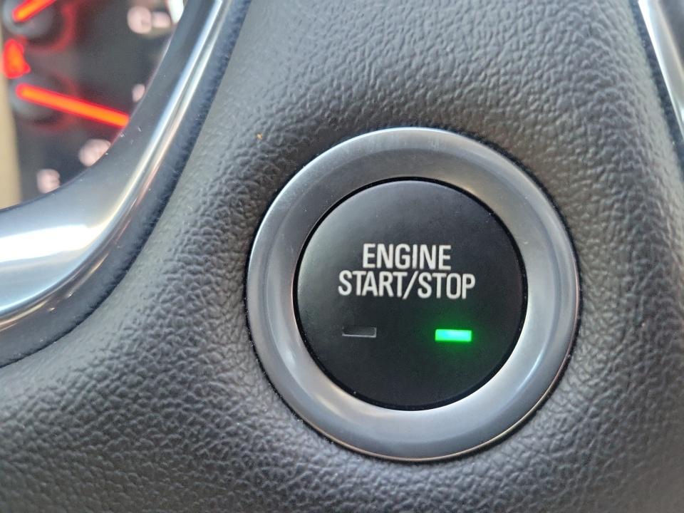Used 2023 Chevrolet Traverse SUV