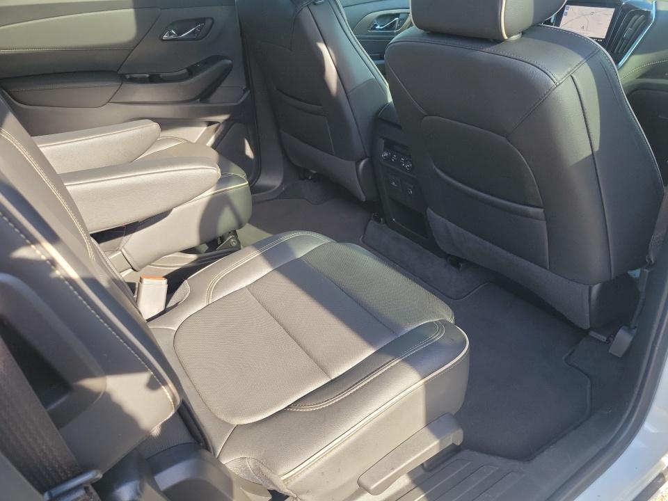 Used 2023 Chevrolet Traverse SUV