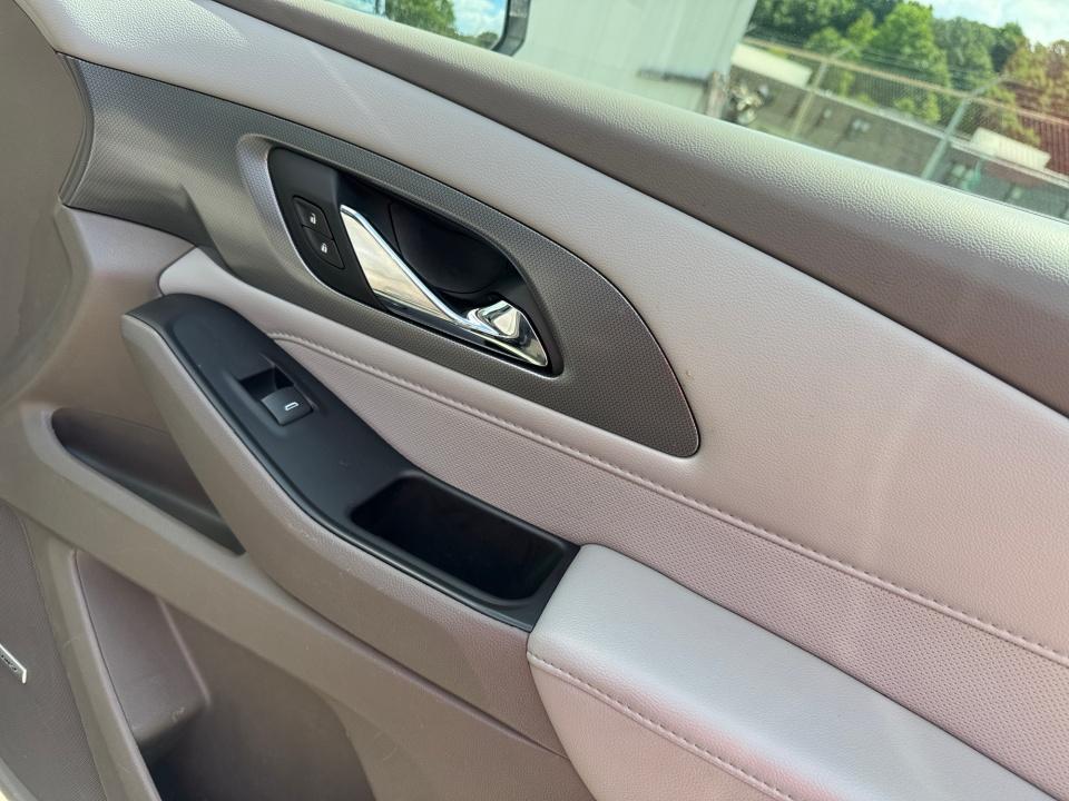 Used 2021 Chevrolet Traverse SUV