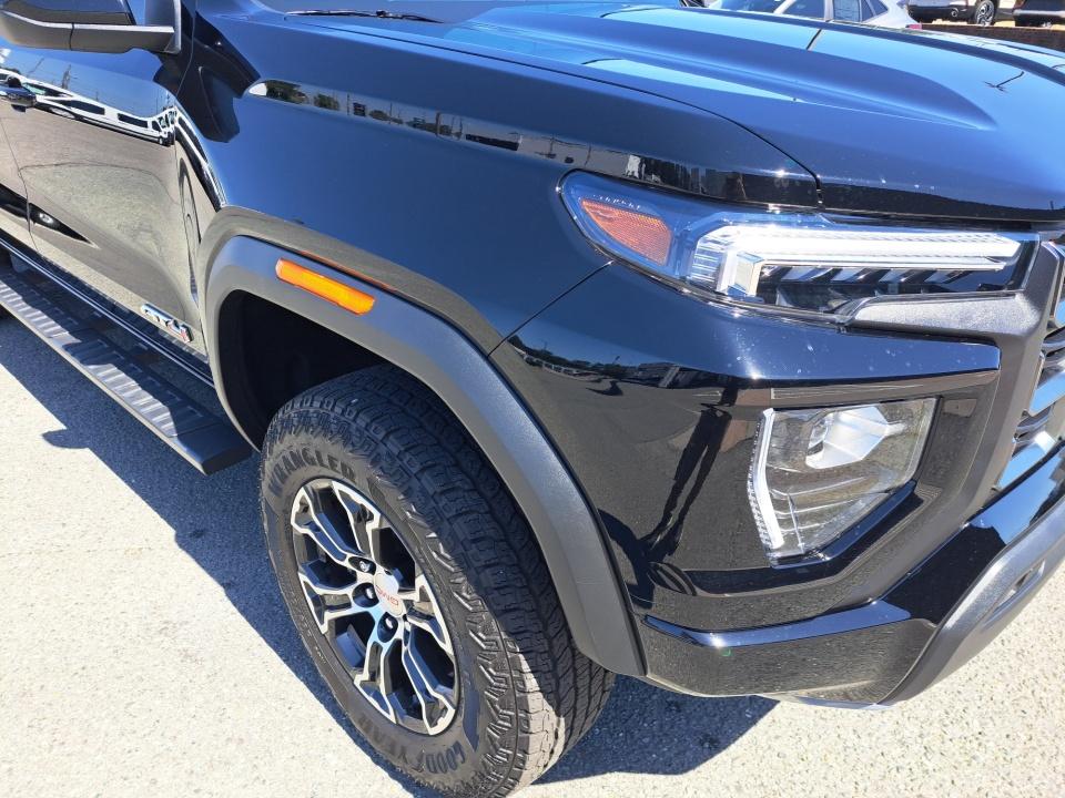 Used 2024 GMC Canyon Truck