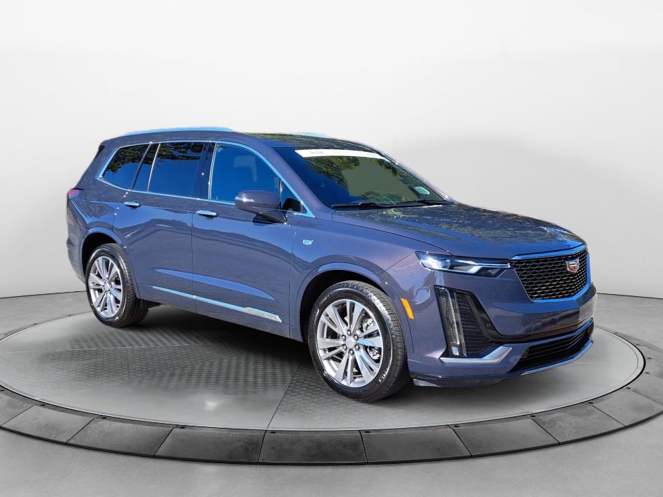 2025 Cadillac XT6 Premium Luxury