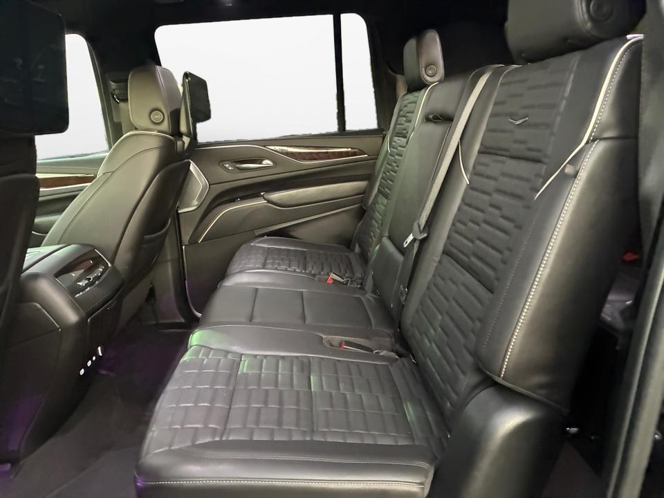 Used 2022 Cadillac Escalade ESV SUV