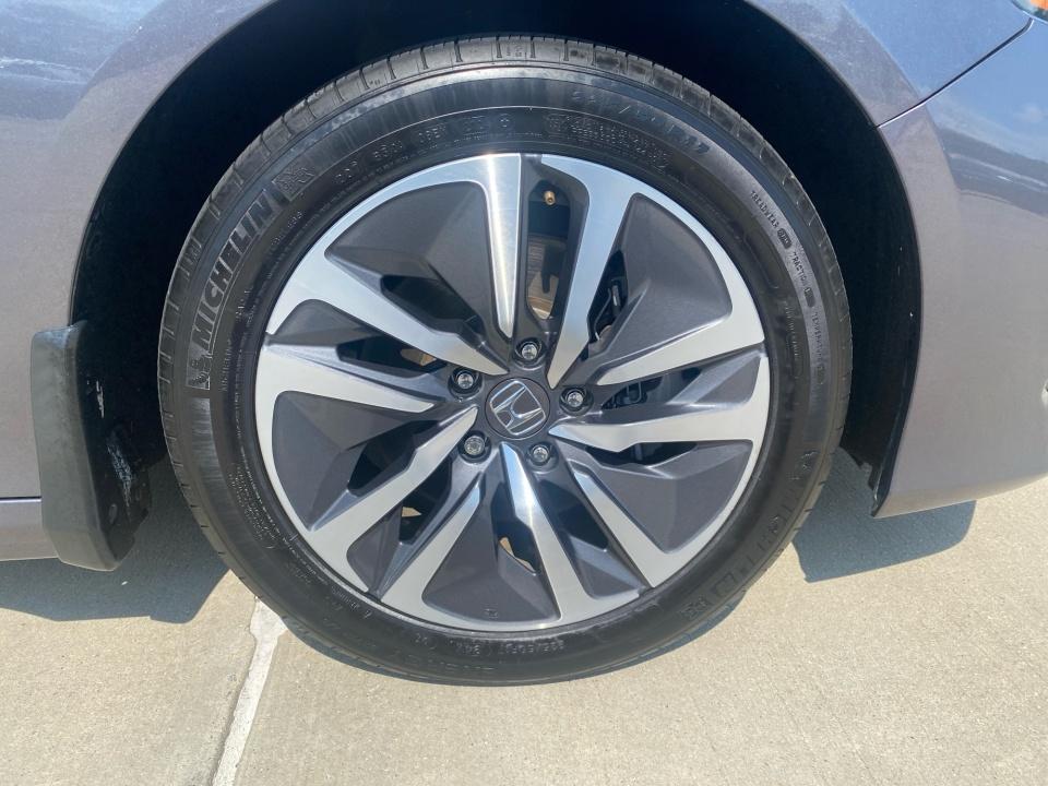 Used 2022 Honda Accord Hybrid Sedan