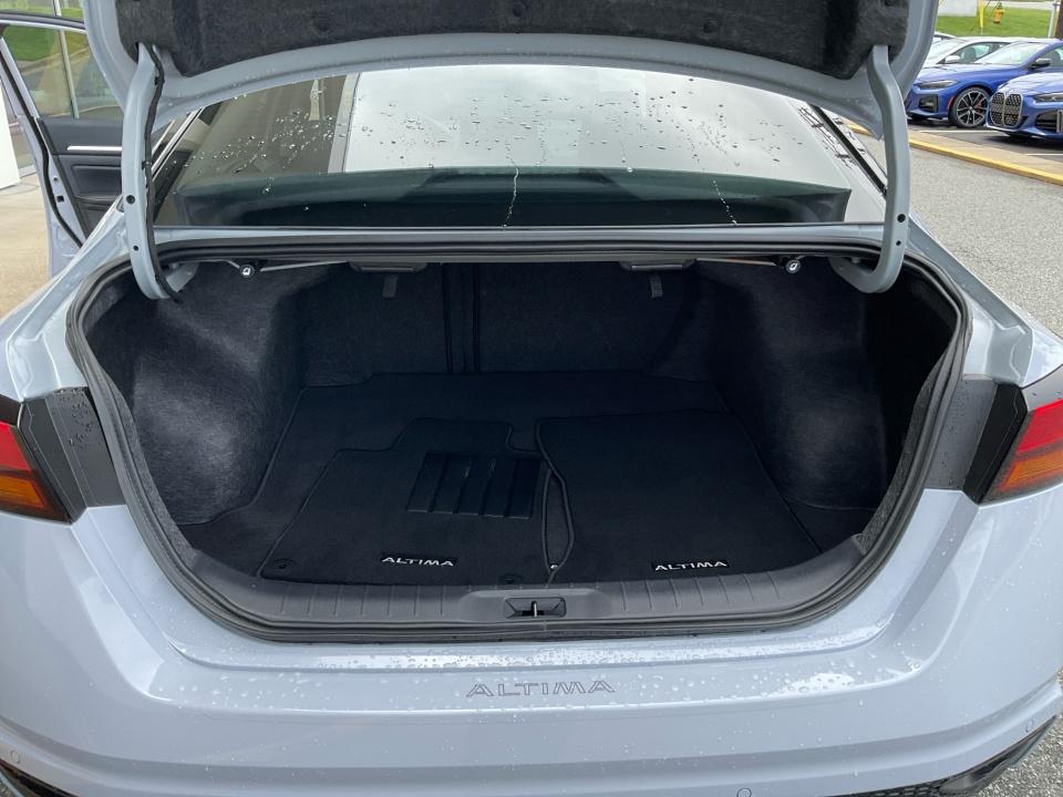Used 2026 Nissan Altima Sedan