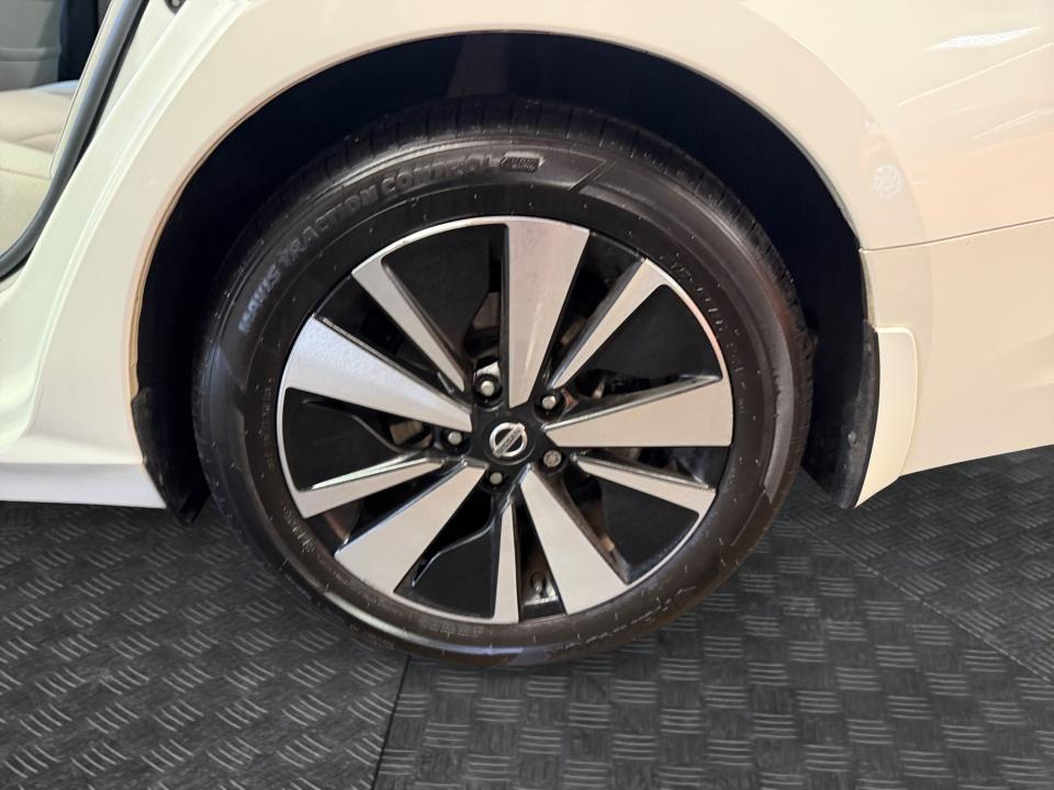 Used 2020 Nissan Altima Sedan