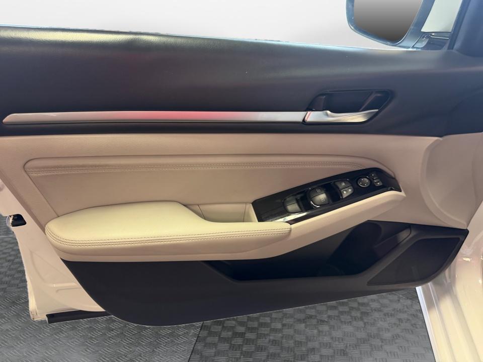 Used 2020 Nissan Altima Sedan