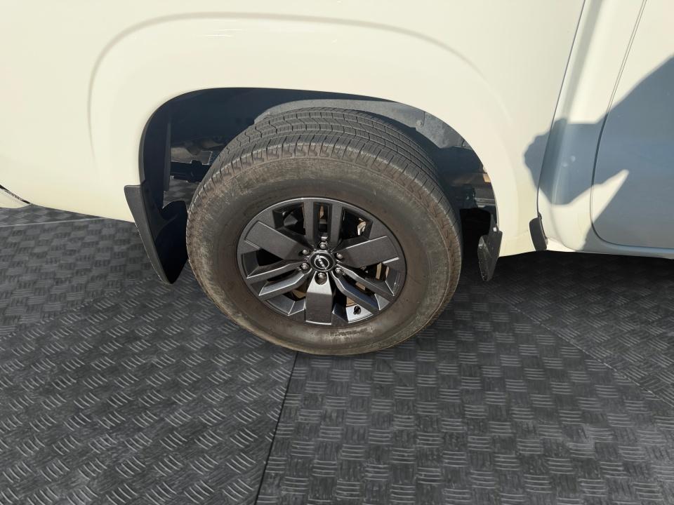 Used 2025 Nissan Frontier Truck