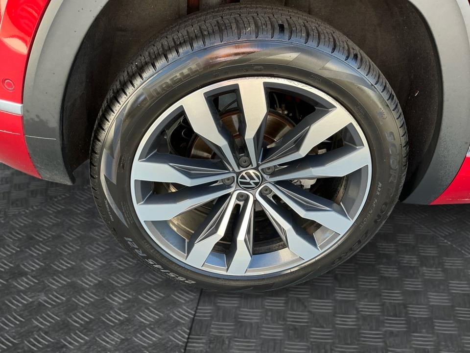 Used 2022 Volkswagen Atlas Cross Sport SUV