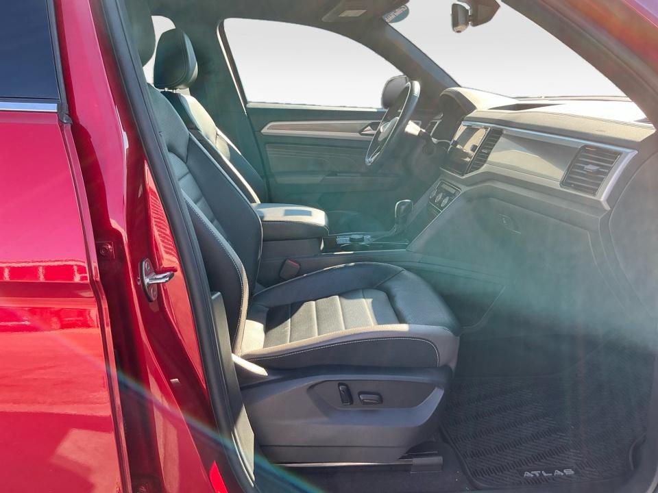 Used 2022 Volkswagen Atlas Cross Sport SUV