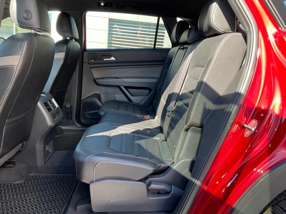 Used 2022 Volkswagen Atlas Cross Sport SUV