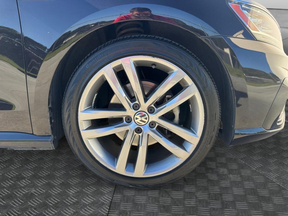 Used 2018 Volkswagen Passat Sedan
