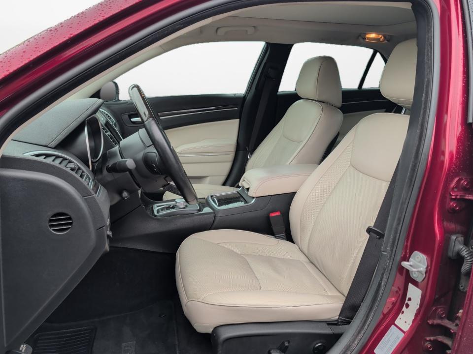 Used 2017 Chrysler 300C Sedan