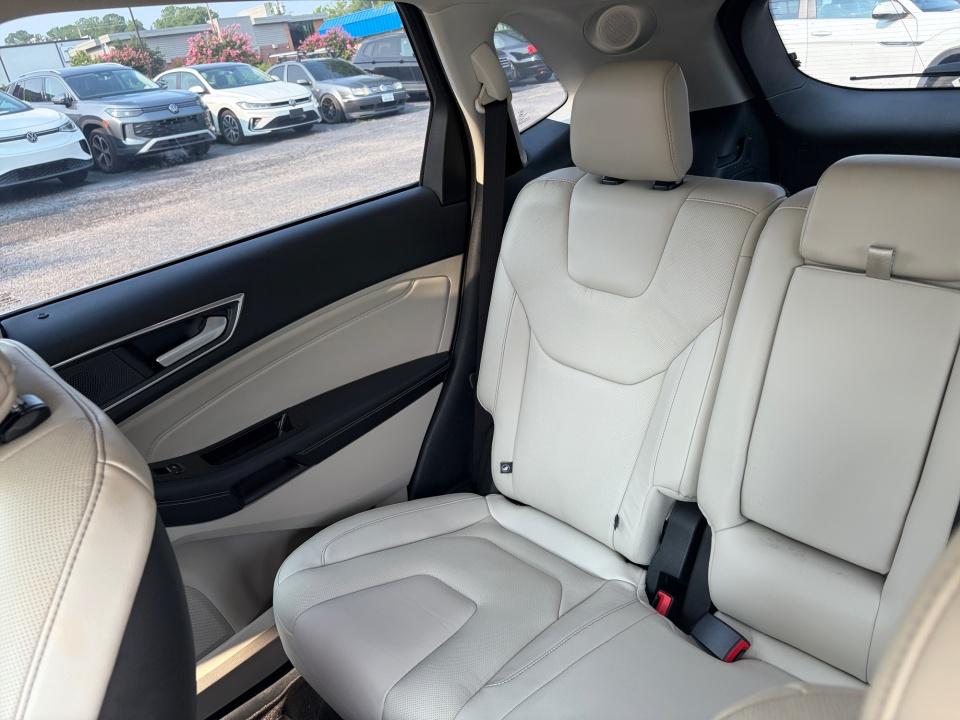Used 2019 Ford Edge SUV