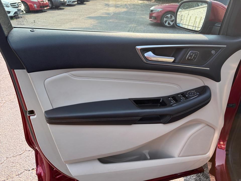 Used 2019 Ford Edge SUV