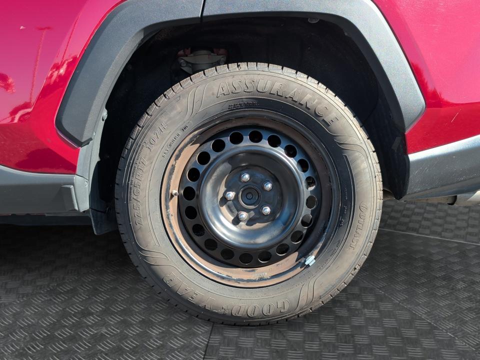 Used 2020 Toyota RAV4 SUV
