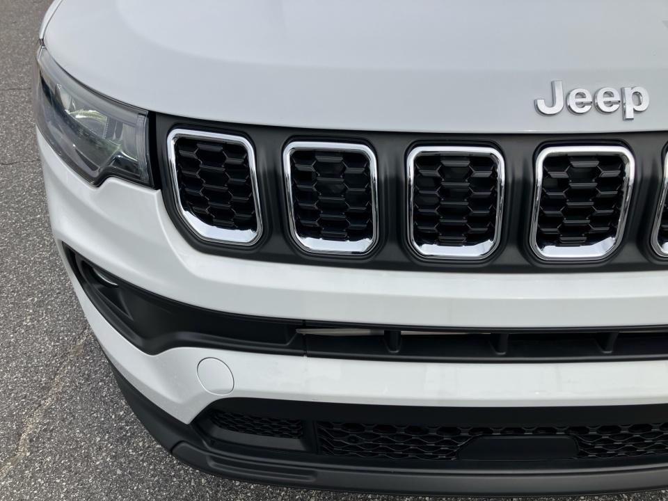 Used 2025 Jeep Compass SUV