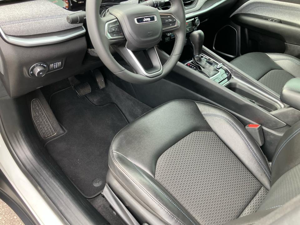 Used 2025 Jeep Compass SUV
