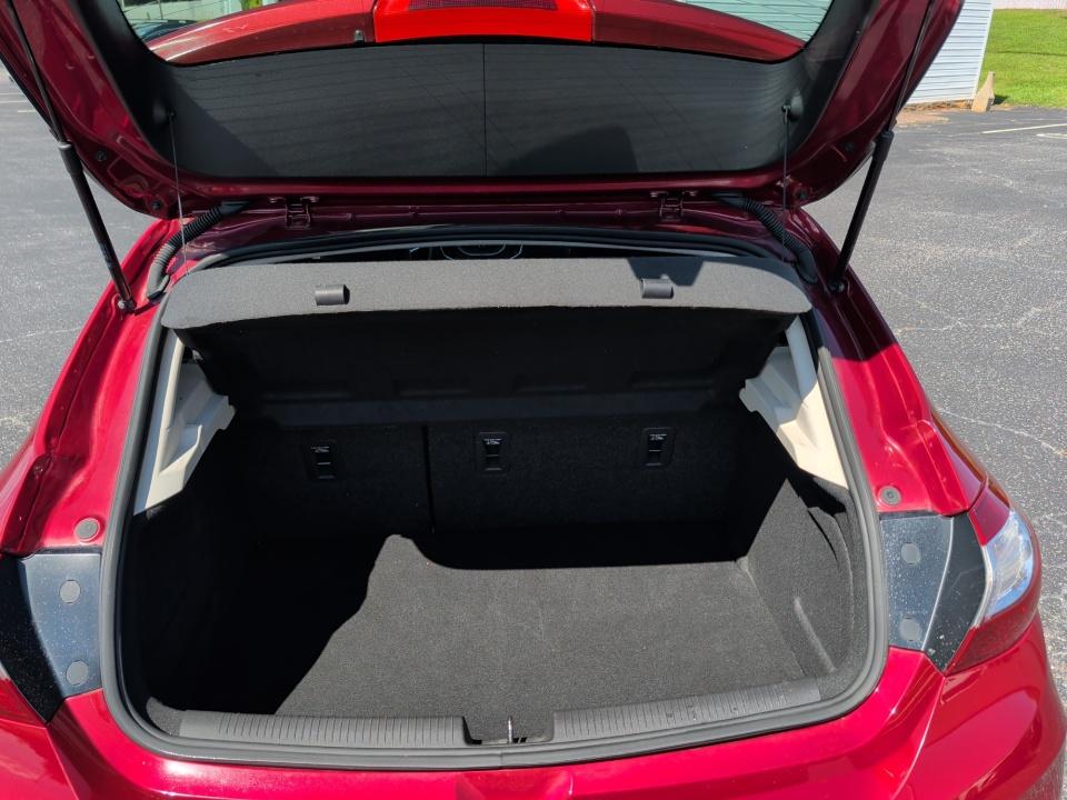 Used 2018 Chevrolet Cruze Hatchback