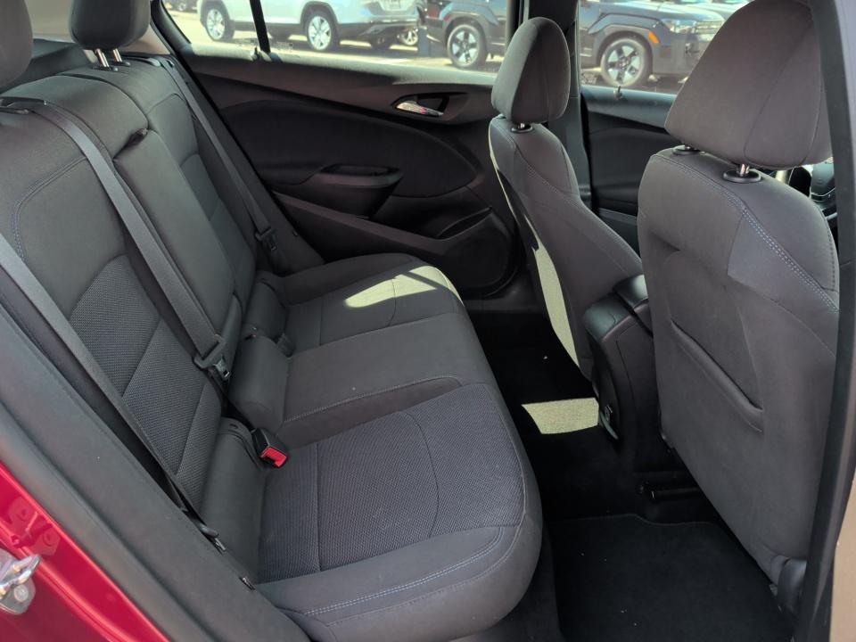 Used 2018 Chevrolet Cruze Hatchback
