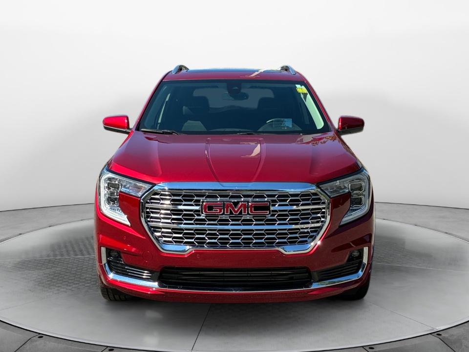 Used 2024 GMC Terrain SUV